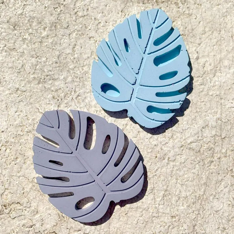 2pcs Tropical Leaves Tray Resin Mold