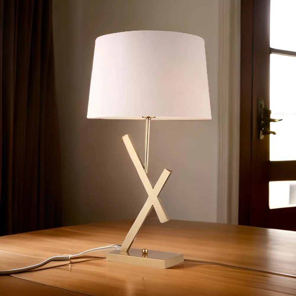 400 X 720Cm High-Quality Fabric Shade Table Lamp