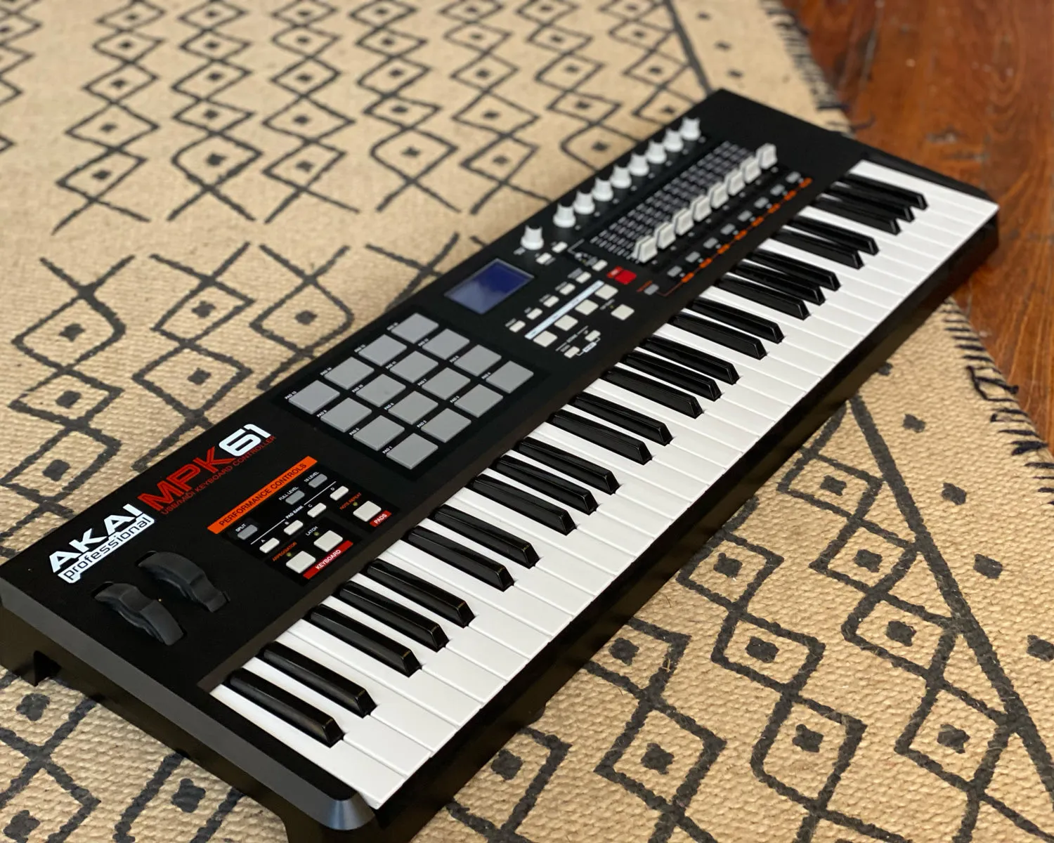 Akai MPK 61