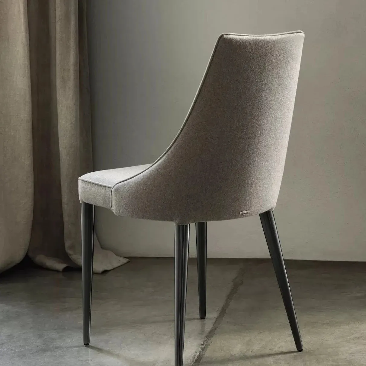 Clara Chair