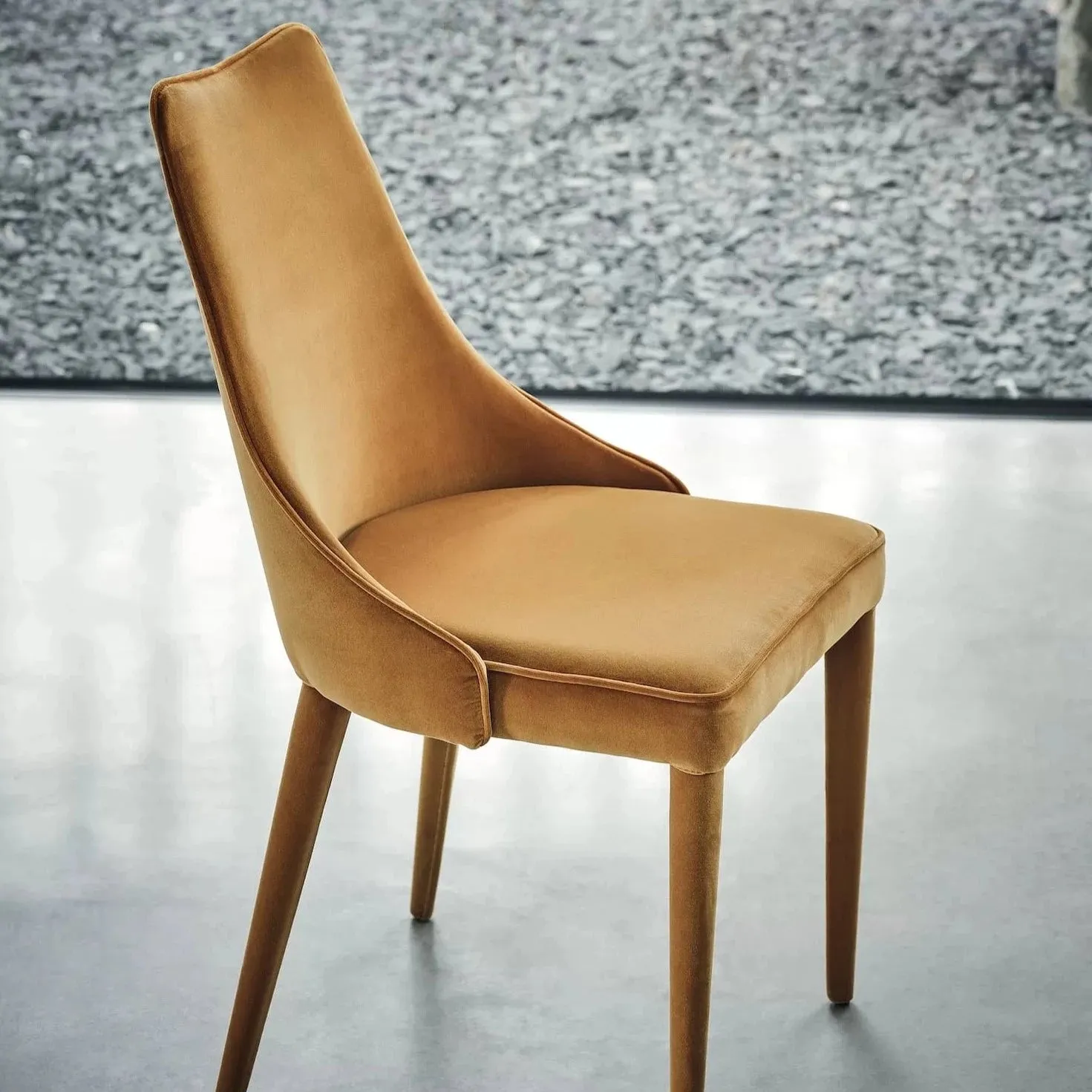 Clara Chair