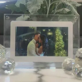 Digital Photo Frame, Digital Picture Frame, Electronic Photo Frame - Showcase Your Memories