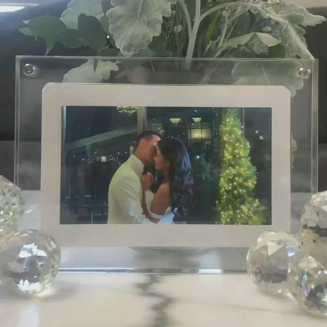 Digital Photo Frame, Digital Picture Frame, Electronic Photo Frame - Showcase Your Memories