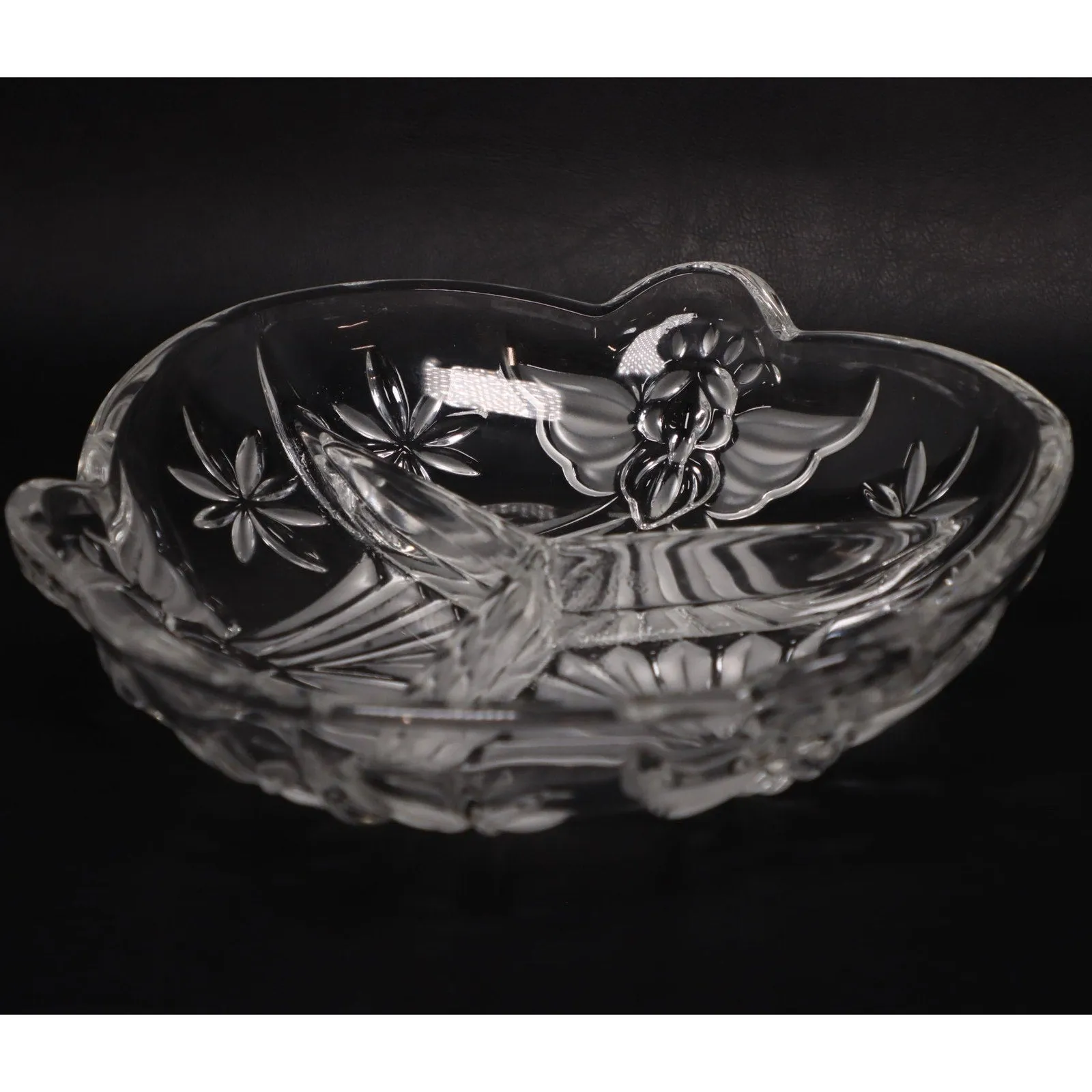 Gorham Crystal Holiday Angel of Peace 8" 3 Section Candy Nut Relish Glass Dish