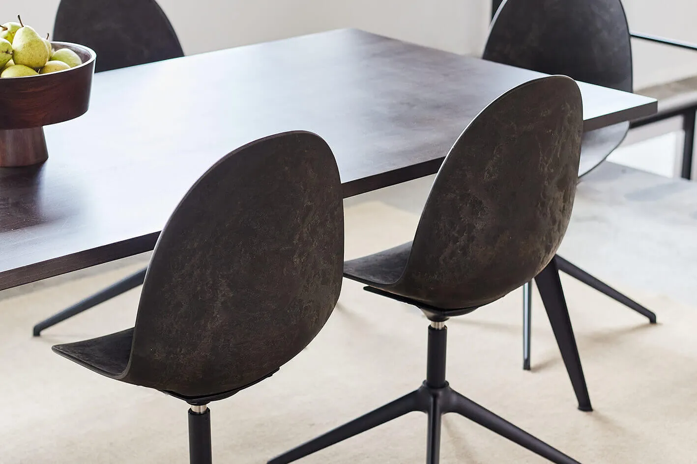 Mater Eternity Swivel Chair