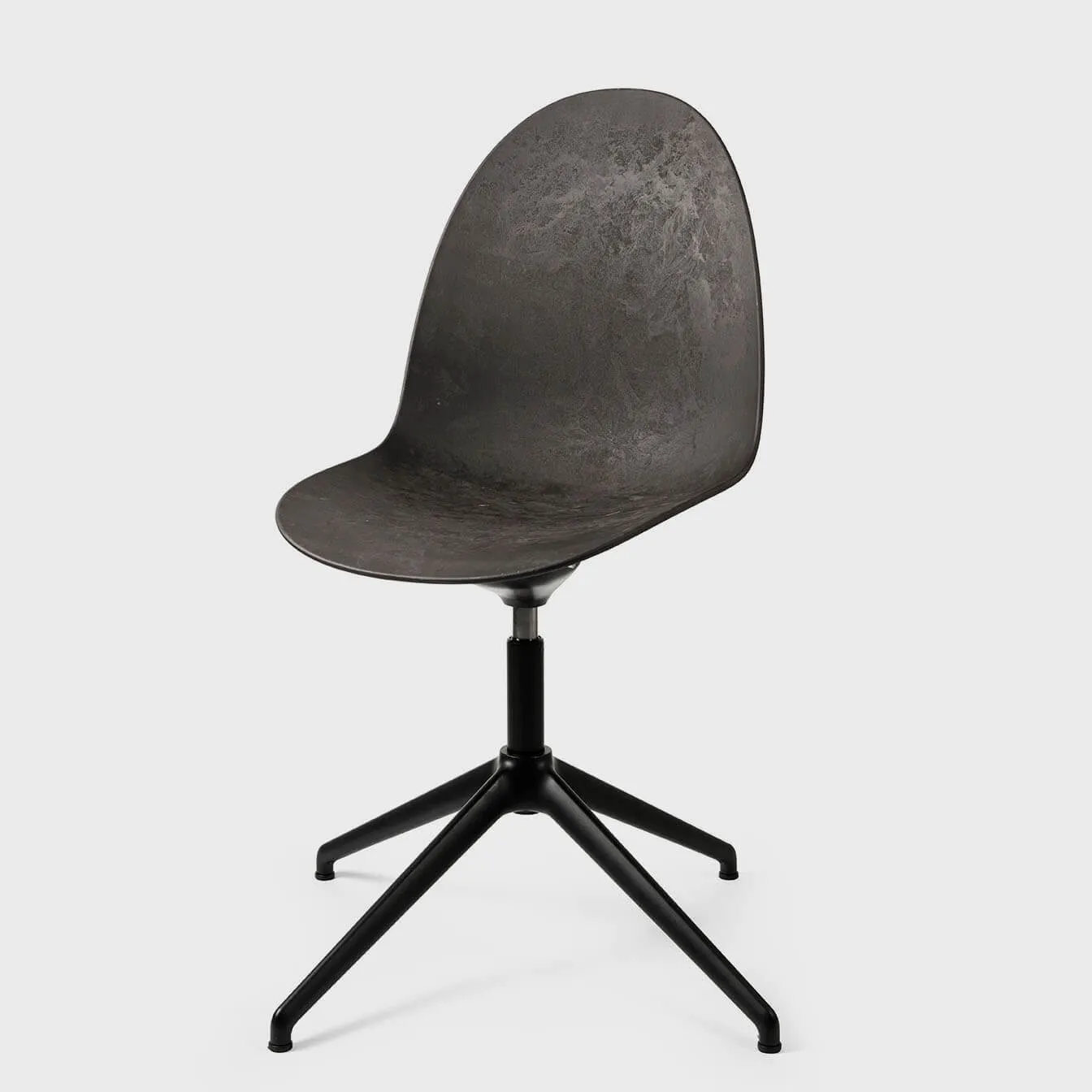 Mater Eternity Swivel Chair