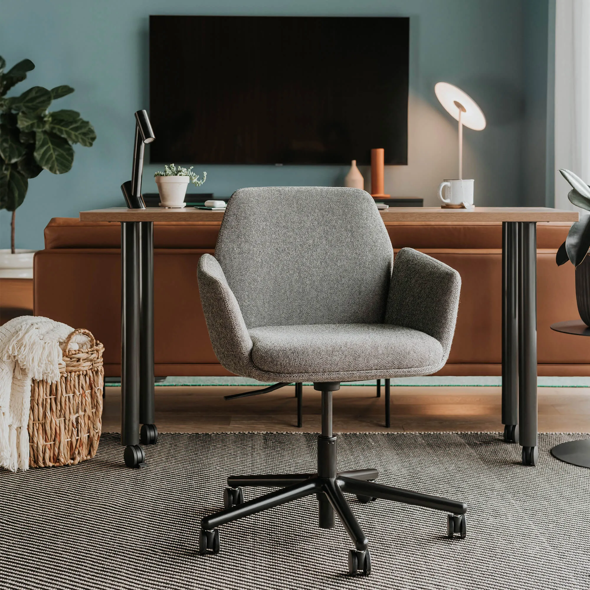Poppy Guest Chair with 5-Star Base