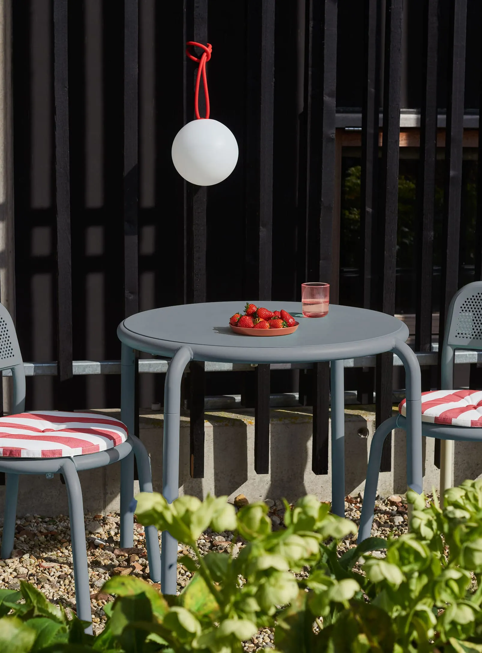Toní Bistreau Outdoor Table<br> 4-places