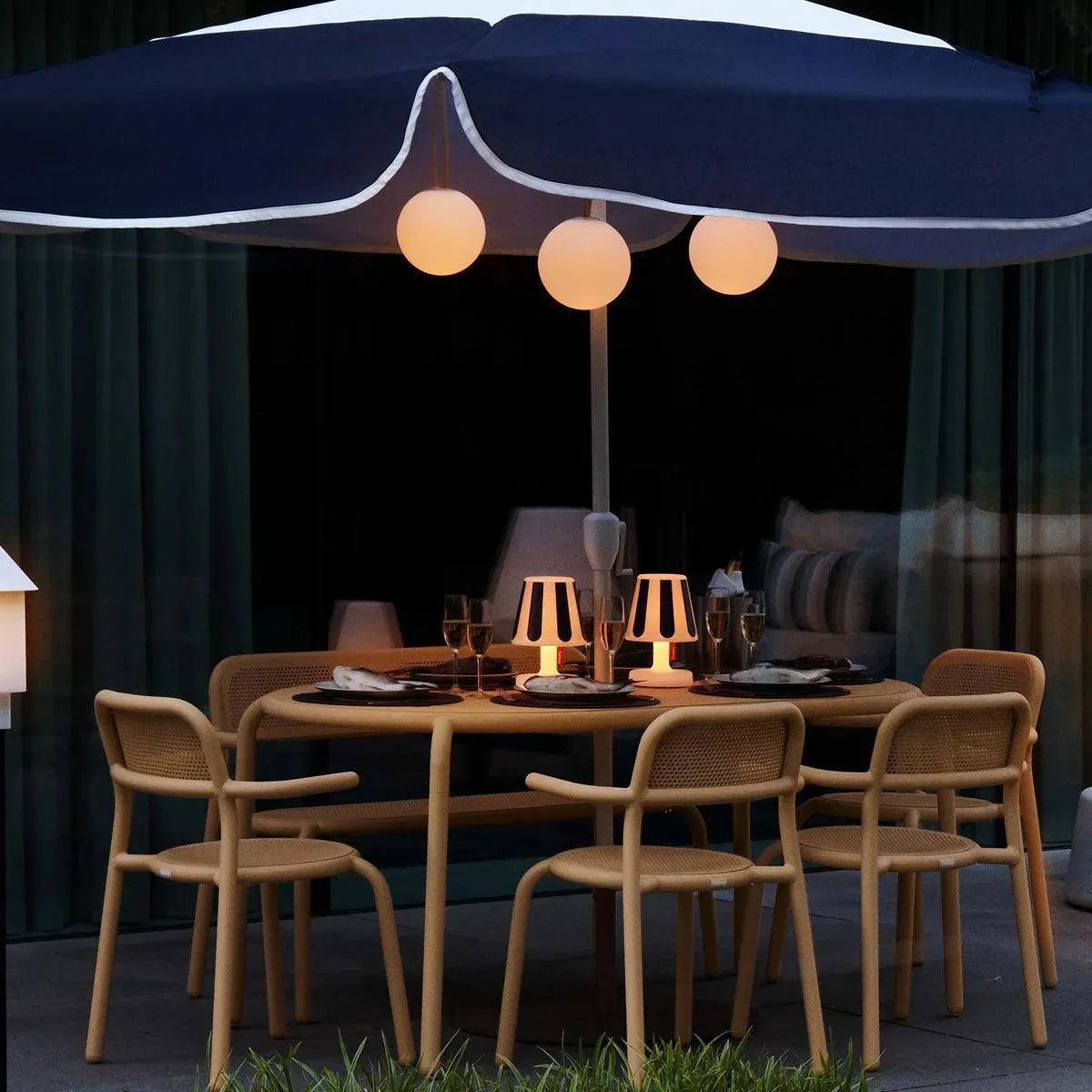 Toni Tavolo Garden Table - Fatboy