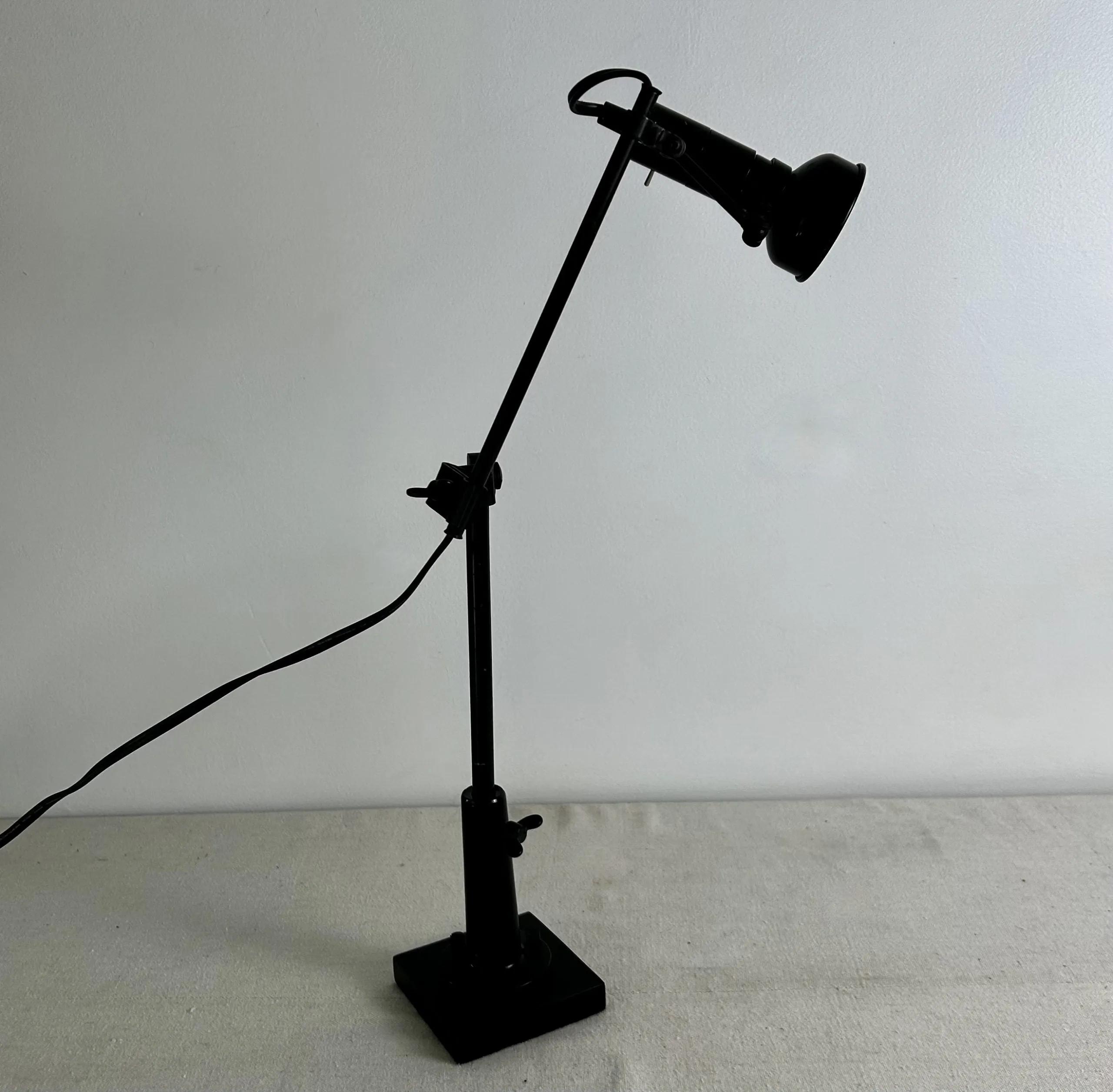 Visual Comfort BZ Task Light, Black Metal, Adjustable